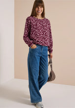 Load image into Gallery viewer, Cecil Wine and Pink Blouse 346927
