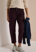 Load image into Gallery viewer, Cecil Wine Barrel Leg Jeans 381490
