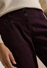 Load image into Gallery viewer, Cecil Wine Barrel Leg Jeans 381490
