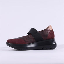 Load image into Gallery viewer, Wonders strap shoes (Burgandy) A-4011
