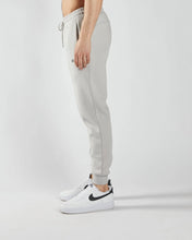 Load image into Gallery viewer, Diesel Esteban joggers distant grey.
