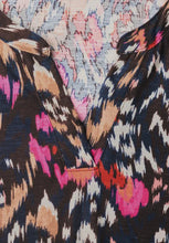 Load image into Gallery viewer, Cecil split neck top 326025
