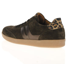 Load image into Gallery viewer, Gabor Brown Sneakers 73.300.18

