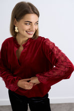 Load image into Gallery viewer, Carla top
