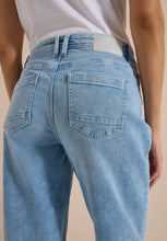 Load image into Gallery viewer, Cecil Scarlett barrel jeans 381335
