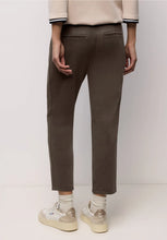 Load image into Gallery viewer, Street One Brown Trousers 28inch 380538/17516

