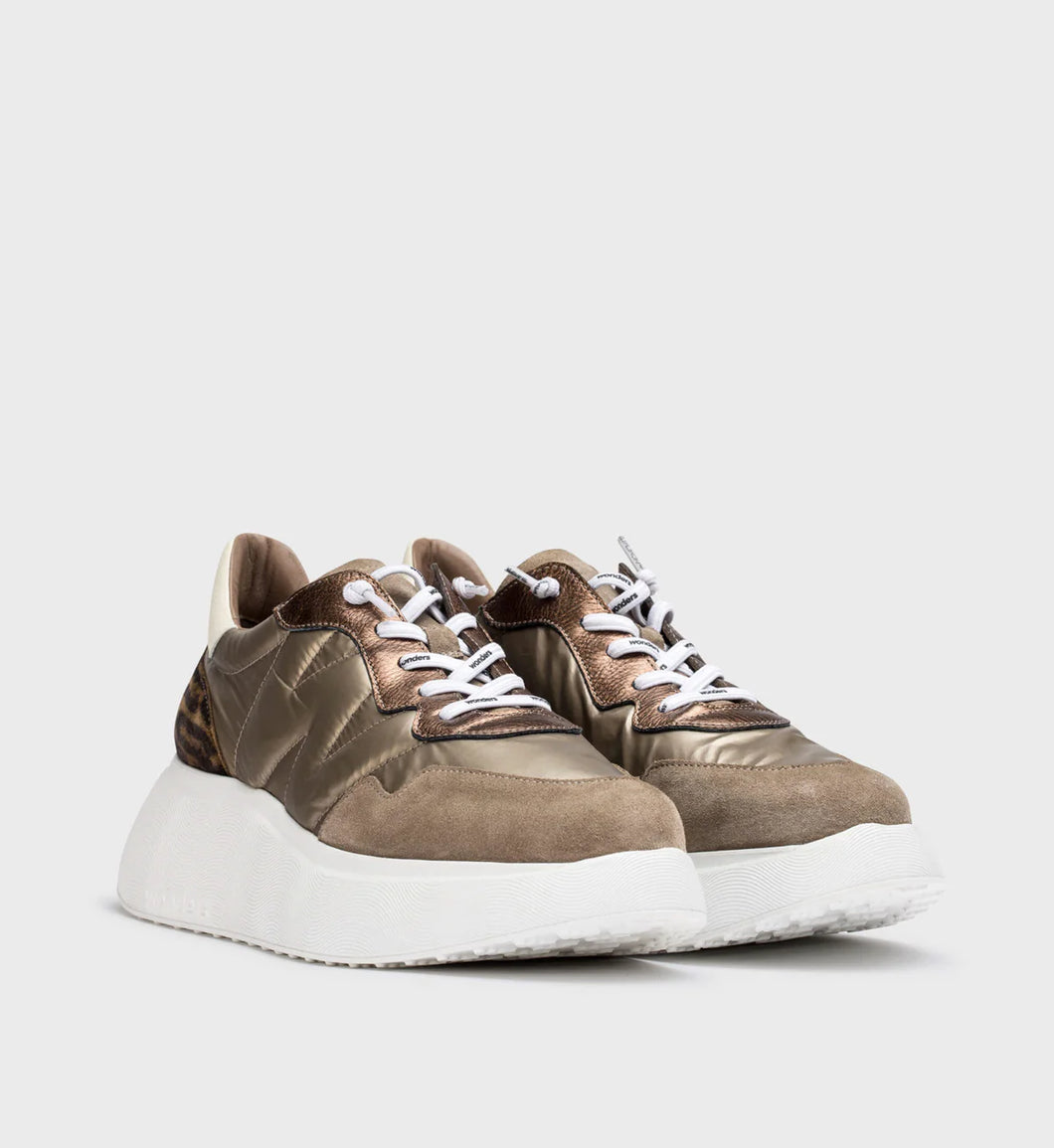 Wonders Taupe and Pale Gold Trainers A-3610