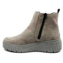 Load image into Gallery viewer, Rieker Grey Boots N2553-40
