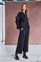 Load image into Gallery viewer, Naya wide leg cropped trousers NAW25257
