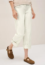 Load image into Gallery viewer, Cecil Cream Jeans 379509
