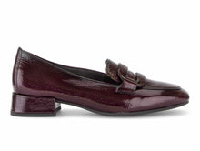 Load image into Gallery viewer, Gabor Mulberry Heeled Loafers 4002.01.006

