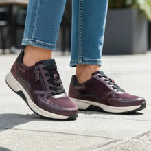 Load image into Gallery viewer, Rolling Soft Ladies Shoes in Mulberry 0106.01.010
