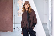 Load image into Gallery viewer, Naya Print zipped jacket with drawstring hemline NAS25236
