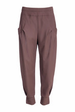 Load image into Gallery viewer, Naya Cuffed Trousers NAW25101 (Brown)
