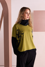 Load image into Gallery viewer, Naya Avacado/Black Placement Front Top
