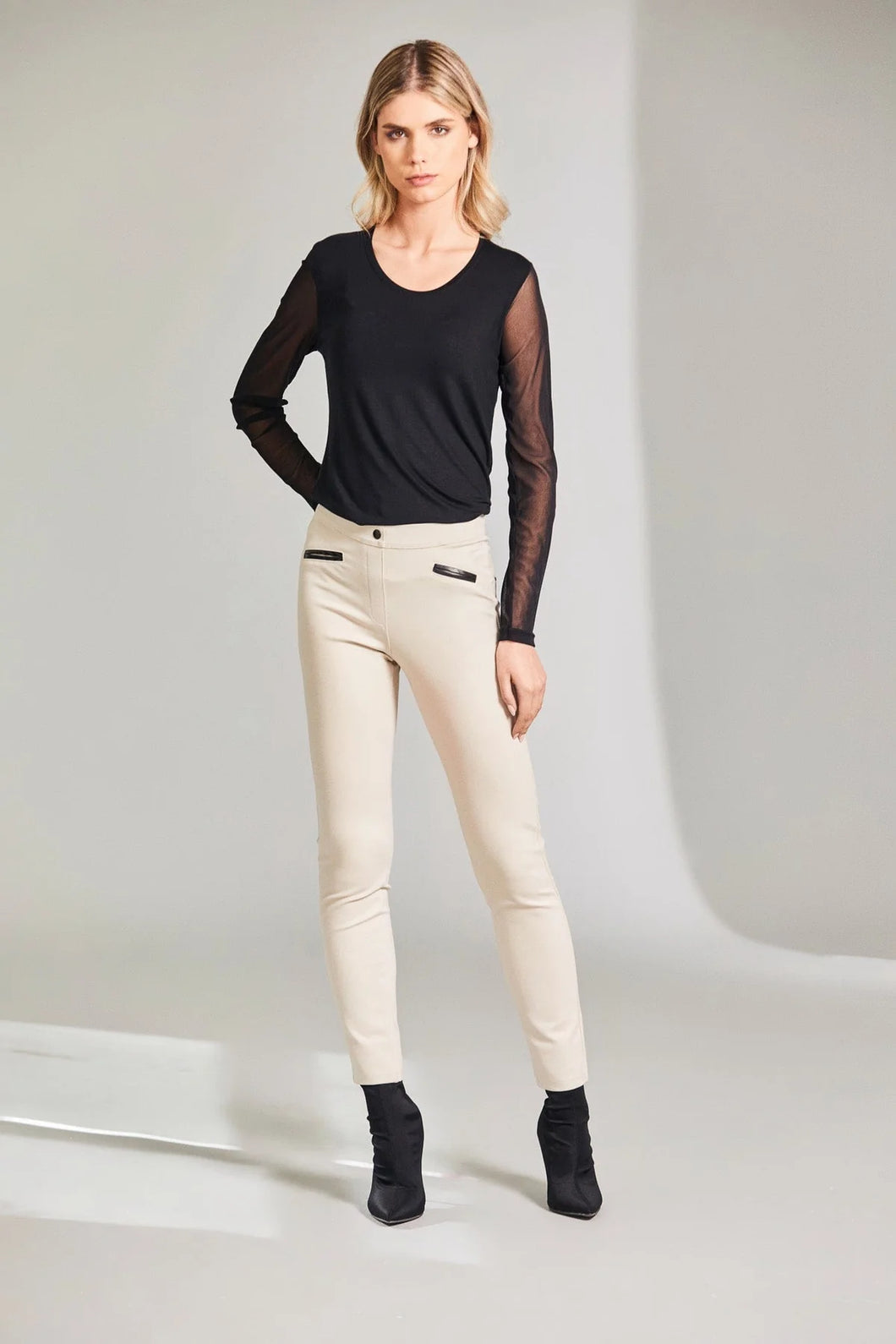 Peruzzi Black Mesh Sleeve Top PR147W25