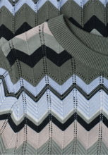 Load image into Gallery viewer, Street One Multicolour zig-zag Top 303872
