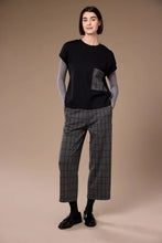 Load image into Gallery viewer, Peruzzi Grid Print Trousers W2610
