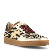 Load image into Gallery viewer, Another Trend Zebra Print Trainers A0349034

