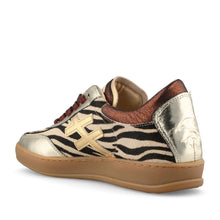 Load image into Gallery viewer, Another Trend Zebra Print Trainers A0349034
