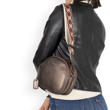 Load image into Gallery viewer, Remonte Bronze Crossbody Q0634-90
