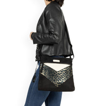 Load image into Gallery viewer, Rieker Black Leopard Print Crossbody Bag Q0714-01
