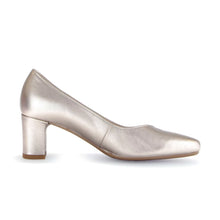 Load image into Gallery viewer, Gabor Gold Pump 82.152.82
