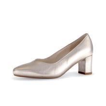 Load image into Gallery viewer, Gabor Gold Pump 82.152.82
