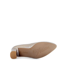 Load image into Gallery viewer, Gabor Gold Pump 82.152.82
