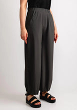 Load image into Gallery viewer, Naya Pin Tuck Hem Trousers - Forest Green NAW24153
