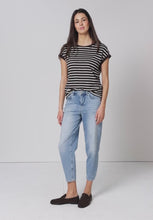 Load and play video in Gallery viewer, Street One Brown Dropped Shoulder Shirt 324680/27276
