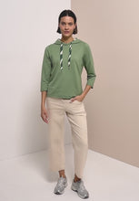 Load and play video in Gallery viewer, Cecil Hoodie 325597
