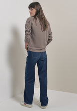 Load and play video in Gallery viewer, Cecil sweater 324163
