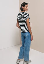 Load and play video in Gallery viewer, Cecil Striped Hoody Top 325049
