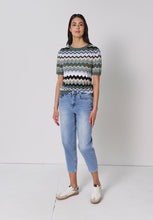 Load and play video in Gallery viewer, Street One Multicolour zig-zag Top 303872
