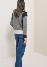 Load and play video in Gallery viewer, Cecil cosy round neck sweater 303632
