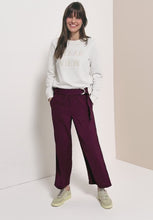 Load and play video in Gallery viewer, Cecil High Waist Burgundy Trousers 380812
