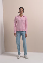 Load and play video in Gallery viewer, Cecil Pink Polo Jumper 304069
