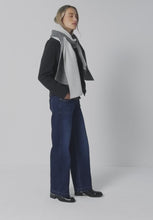 Load and play video in Gallery viewer, Street One 2 Tone Long scarf 572992

