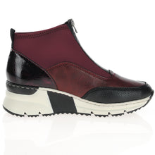 Load image into Gallery viewer, Rieker boot N6352-35
